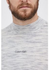 Calvin Klein - Sweter wełniany. Kolor: szary. Materiał: wełna. Długość rękawa: długi rękaw. Długość: długie #5