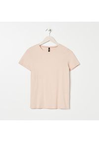 Sinsay - Koszulka basic z krótkimi rękawami ECO AWARE - Beżowy. Kolor: beżowy. Długość rękawa: krótki rękaw. Długość: krótkie #1