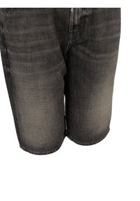 Diesel Szorty "De-Lily" | A04747-09A81 | Kobieta | Czarny, Grafitowy. Okazja: na co dzień, na spacer. Kolor: szary, wielokolorowy, czarny. Materiał: bawełna. Długość: długie. Sezon: lato. Styl: casual, elegancki #4