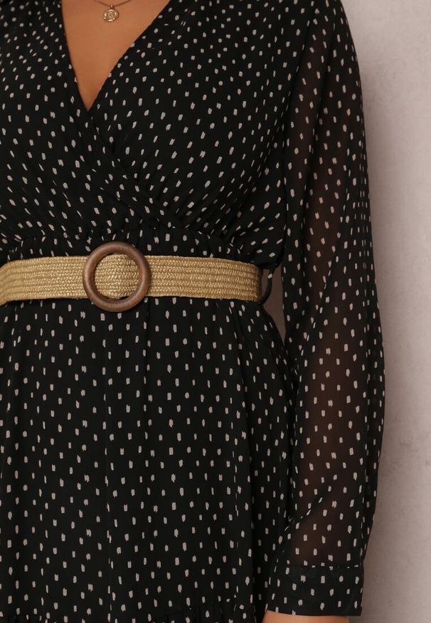 Renee - Czarna Sukienka Z Paskiem Erenope. Kolor: czarny. Materiał: materiał. Długość rękawa: długi rękaw. Wzór: gładki. Typ sukienki: kopertowe. Długość: maxi