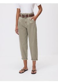 Reserved - Jeansy paperbag z paskiem - zielony. Kolor: zielony #1