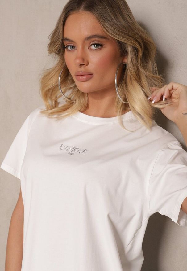 Renee - Biały Bawełniany T-shirt z Napisem Marivetha. Okazja: na co dzień. Kolor: biały. Materiał: bawełna. Wzór: napisy. Styl: elegancki, casual