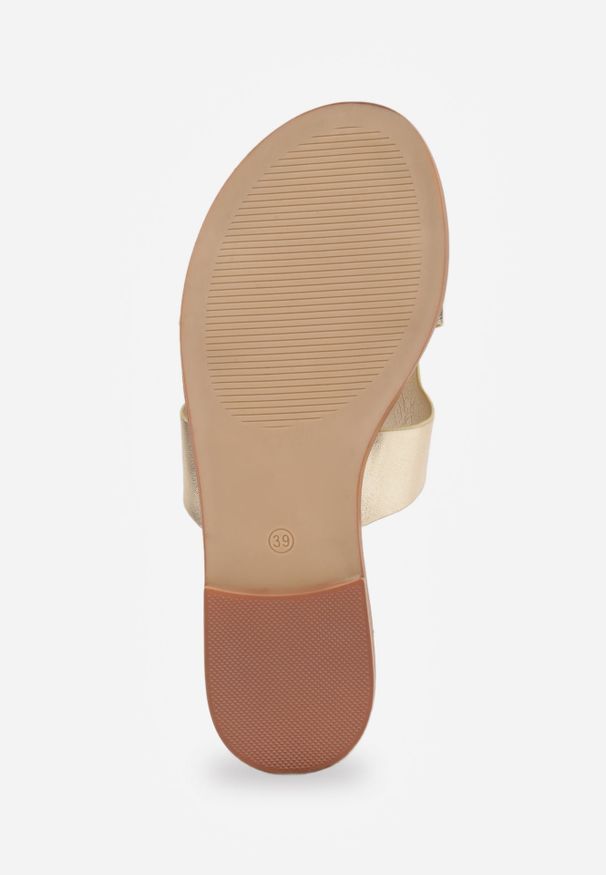 Renee - Złote Klapki VICES z Okrągłym Wycięciem i Metalicznym Detalem Lamecea. Okazja: na co dzień. Nosek buta: okrągły. Kolor: złoty. Materiał: denim. Sezon: lato. Styl: retro, casual