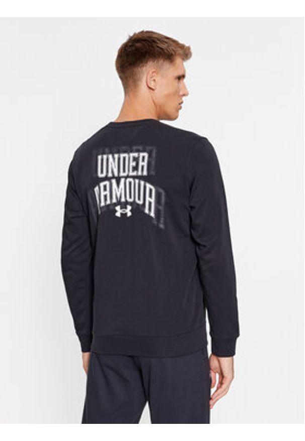 Under Armour Bluza Ua Rival Terry Graphic Crew 1379764 Czarny Loose Fit. Kolor: czarny. Materiał: bawełna