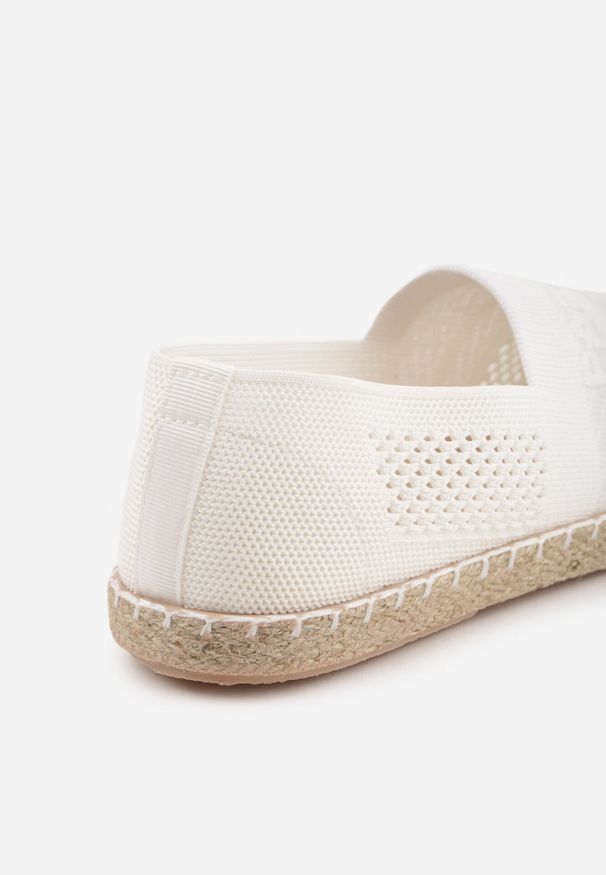 Born2be - Białe Espadryle na Płaskiej Podeszwie z Plecionki Chorisa. Okazja: do pracy, na co dzień. Kolor: biały. Materiał: jeans, len. Obcas: na płaskiej podeszwie. Styl: casual