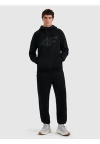 4f - 4F Bluza dresowa nierozpinana z kapturem męska - czarna 3XL. Okazja: na co dzień. Typ kołnierza: kaptur. Kolor: czarny. Materiał: dresówka. Styl: casual