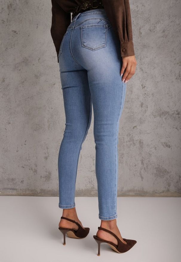 Renee - Niebieskie Jeansy Skinny z Bawełną Push-Up Erilessa. Okazja: na co dzień. Kolor: niebieski. Styl: elegancki, casual