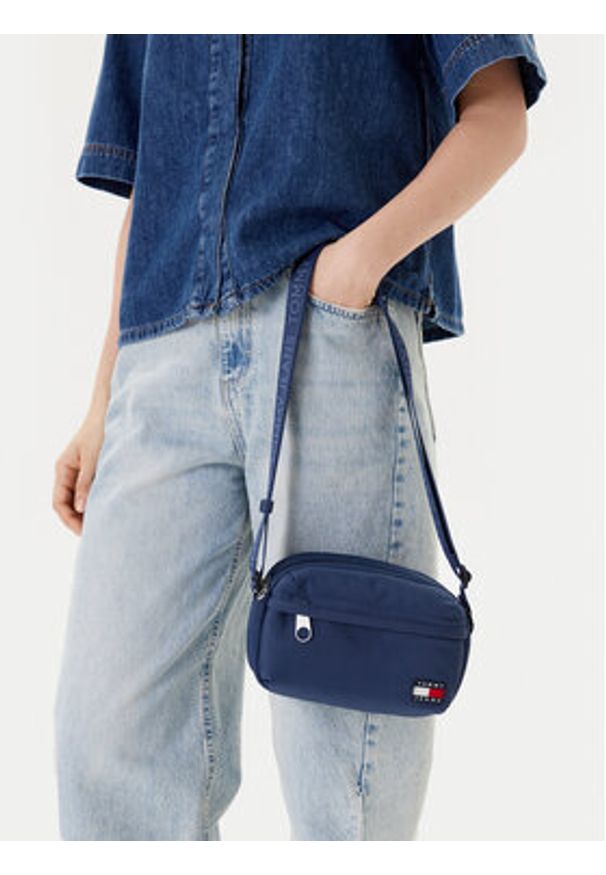 Tommy Jeans Saszetka nerka AW0AW17286 Granatowy. Kolor: niebieski. Materiał: materiał