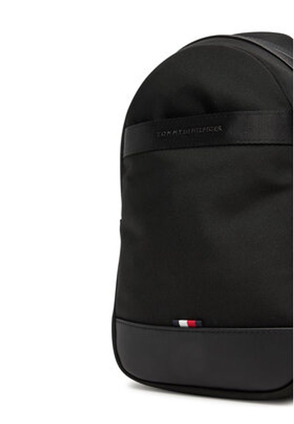 TOMMY HILFIGER - Tommy Hilfiger Plecak Th Nylon Travel Sling Bag AM0AM13572 Czarny. Kolor: czarny. Materiał: materiał