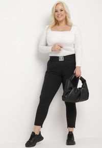 Born2be - Czarne Spodnie Skinny z Kieszeniami Afrina. Kolekcja: plus size. Kolor: czarny. Długość: do kostek