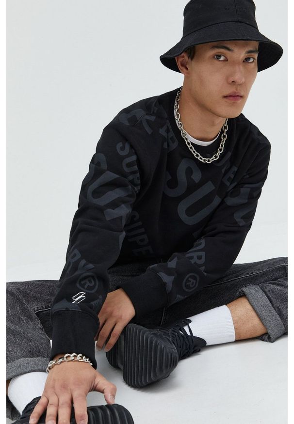 Superdry bluza bawełniana męska kolor czarny wzorzysta. Kolor: czarny. Materiał: bawełna