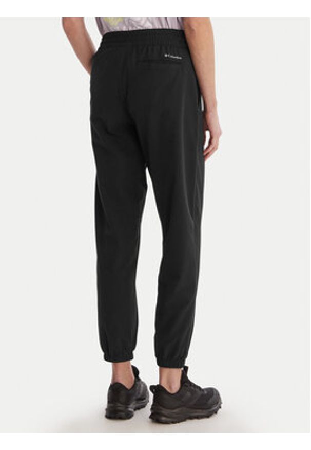 columbia - Columbia Spodnie outdoor Pinetown Canyon™ 2155911 Czarny Regular Fit. Kolor: czarny. Materiał: syntetyk. Sport: outdoor