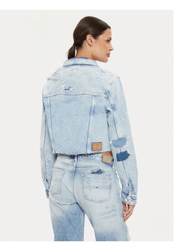 Tommy Jeans Kurtka jeansowa Izzie DW0DW18555 Niebieski Slim Fit. Kolor: niebieski. Materiał: bawełna