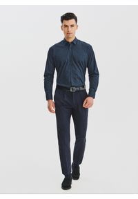 Pako Lorente - PAKO LORENTE - Granatowa koszula męska wzór geometryczny. Kolor: niebieski. Materiał: bawełna. Długość rękawa: długi rękaw. Długość: długie. Wzór: geometria. Sezon: jesień #7