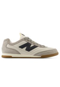 Buty unisex New Balance URC42PMB – beżowe. Okazja: na co dzień. Kolor: beżowy. Materiał: guma, materiał, skóra, syntetyk. Szerokość cholewki: normalna