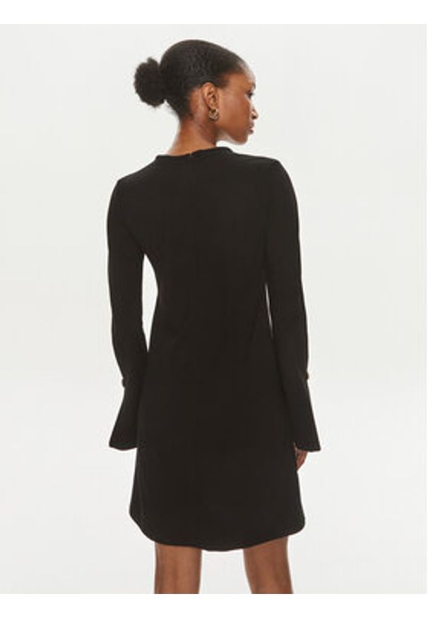 Pinko Sukienka codzienna Aquarios 101825 A15M Czarny Regular Fit. Okazja: na co dzień. Kolor: czarny. Materiał: wiskoza. Typ sukienki: proste. Styl: casual