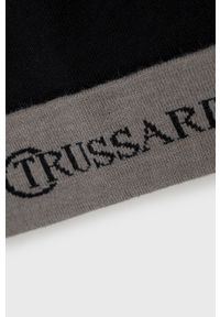 Trussardi Jeans - Trussardi Czapka kolor czarny. Kolor: czarny
