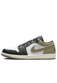 Buty męskie Nike Air Jordan 1 Low 553558-092 - multikolor. Kolor: wielokolorowy. Materiał: guma, skóra. Szerokość cholewki: normalna. Sport: fitness