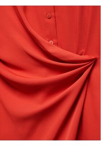 mango - Mango Sukienka koszulowa Tomi 67074070 Czerwony Regular Fit. Kolor: czerwony. Materiał: syntetyk. Typ sukienki: koszulowe #3