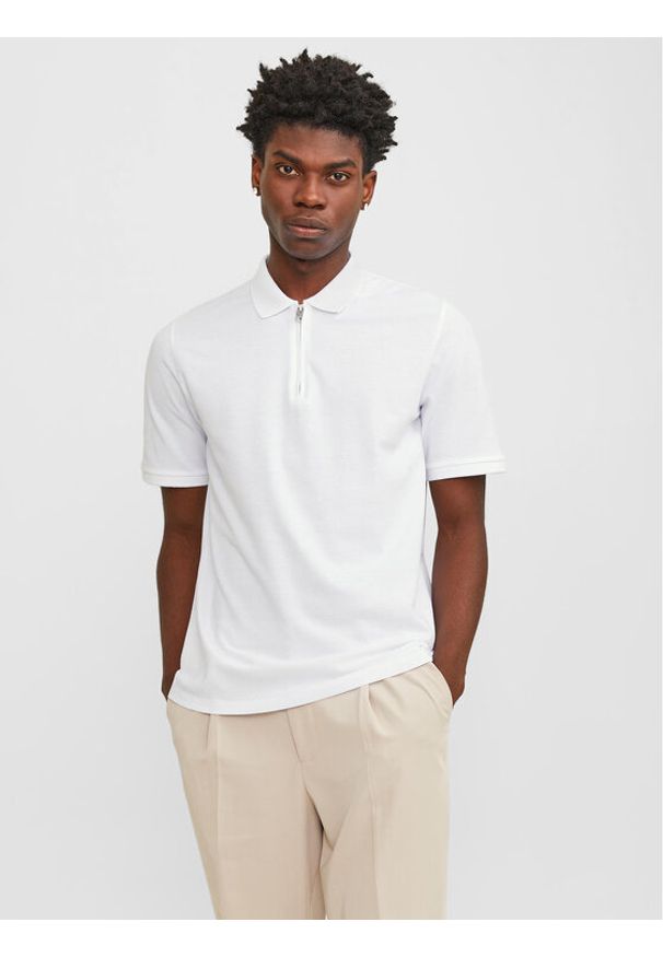 Jack & Jones - Jack&Jones Polo Mac 12249324 Biały Standard Fit. Typ kołnierza: polo. Kolor: biały. Materiał: bawełna, syntetyk