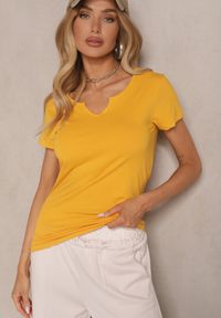 Renee - Żółty Bawełniany T-shirt Ozdobiony Guzikami Lisamaris. Okazja: na co dzień. Kolor: żółty. Materiał: bawełna. Wzór: aplikacja. Styl: klasyczny, casual #4