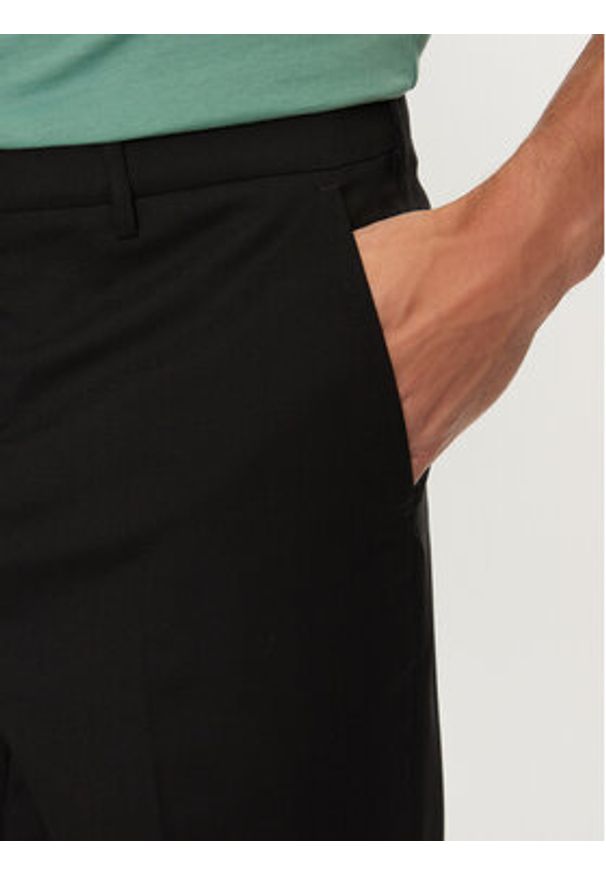 AMI PARIS Spodnie materiałowe HTR013.WV0044 Czarny Regular Fit. Kolor: czarny. Materiał: wełna