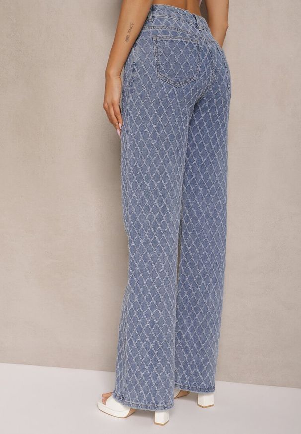 Renee - Niebieskie Jeansy z Bawełny High Waist o Szerokim Kroju w Romby Tuvielle. Okazja: na co dzień. Stan: podwyższony. Kolor: niebieski. Styl: casual