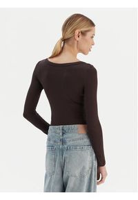 Guess Body V4YP07 J1314 Brązowy Slim Fit. Kolor: brązowy. Materiał: bawełna #5