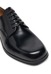 Calvin Klein Półbuty HM0HM01831 Czarny. Kolor: czarny. Materiał: lakier, skóra