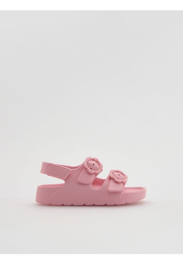 Reserved - Lekkie sandały na rzep - różowy. Zapięcie: rzepy. Kolor: różowy