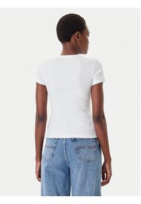 Tommy Jeans T-Shirt Badge DW0DW17881 Biały Slim Fit. Kolor: biały. Materiał: bawełna #5