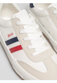 Big-Star - Sneakersy męskie białe TT174095 101. Okazja: na spacer, na co dzień. Nosek buta: okrągły. Zapięcie: sznurówki. Kolor: biały. Materiał: jeans, syntetyk, materiał, dresówka. Sport: fitness, turystyka piesza #5