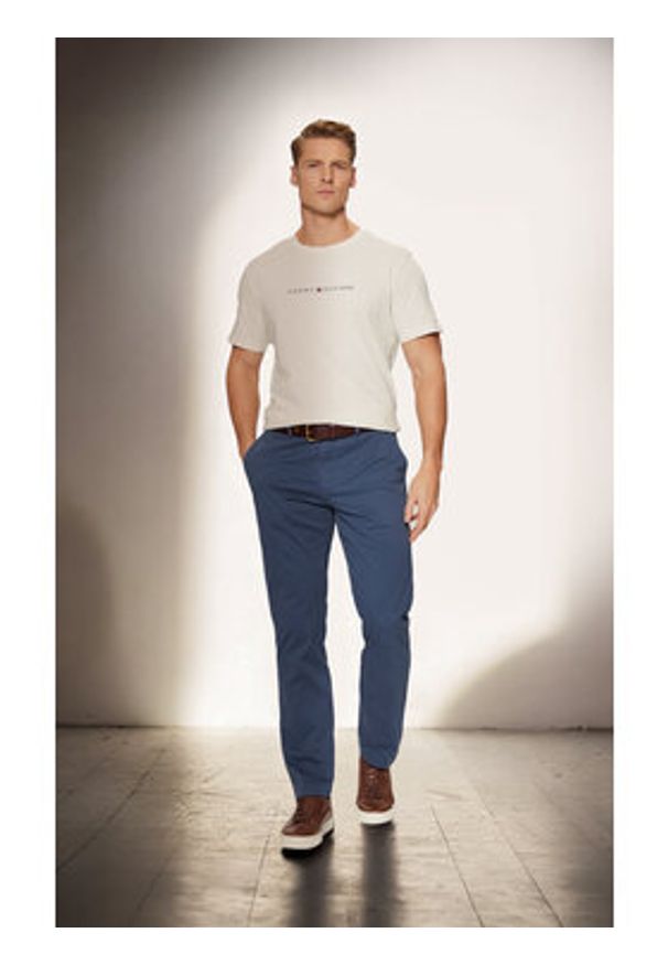 TOMMY HILFIGER - Tommy Hilfiger Chinosy Denton MW0MW37873 Niebieski Slim Fit. Kolor: niebieski. Materiał: bawełna