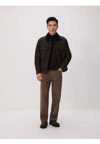 Reserved - Jeansowa kurtka sherpa - brązowy. Kolor: brązowy. Materiał: jeans