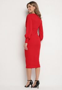 Born2be - Czerwona Dopasowana Sukienka Koktajlowa z Kopertowym Dekoltem Redalia. Okazja: na imprezę. Typ kołnierza: dekolt kopertowy. Kolor: czerwony. Typ sukienki: kopertowe. Styl: wizytowy #5