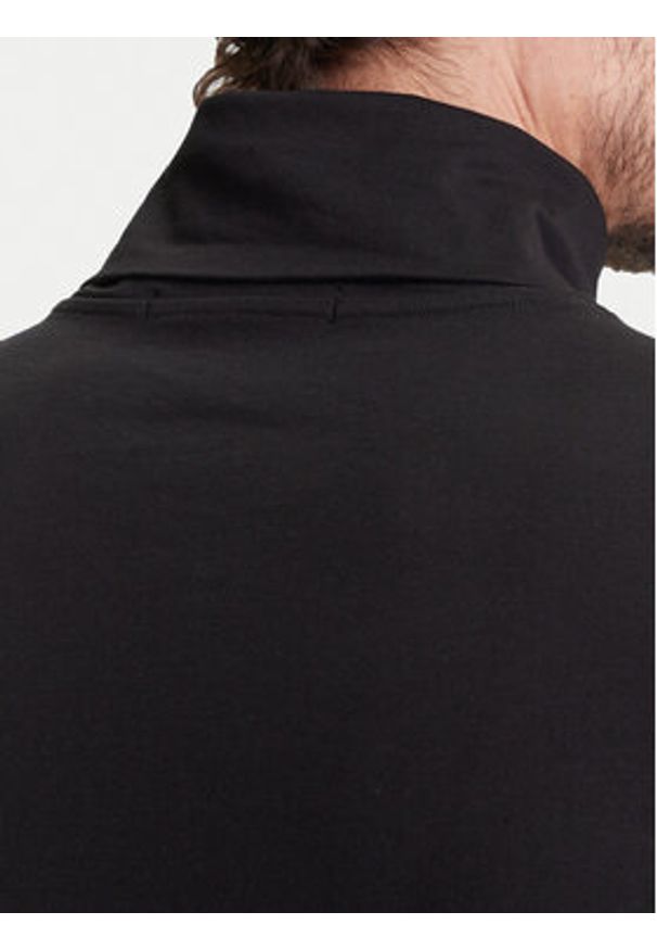 Calvin Klein Jeans Golf J30J321701 Czarny Slim Fit. Typ kołnierza: golf. Kolor: czarny. Materiał: bawełna