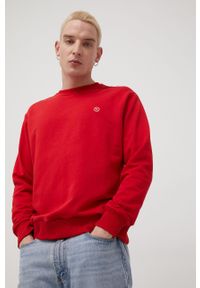 Cross Jeans bluza męska kolor czerwony gładka. Okazja: na co dzień. Kolor: czerwony. Materiał: dzianina. Wzór: gładki. Styl: casual
