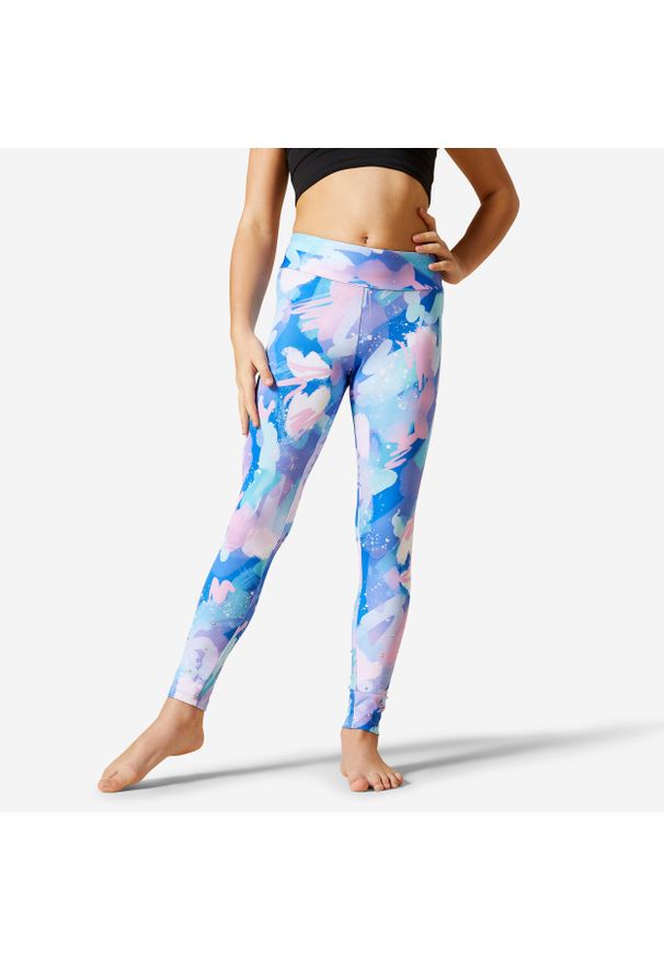 DOMYOS - Legginsy do gimnastyki dla dzieci. Okazja: na uczelnię. Stan: podwyższony. Kolor: niebieski. Materiał: poliester, materiał, elastan. Wzór: kolorowy, nadruk. Styl: sportowy, elegancki