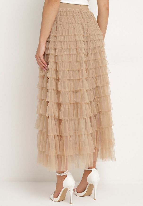 Born2be - Ciemnobeżowa Tiulowa Spódnica z Falbanami i Gumką w Pasie Missalima. Kolor: beżowy. Materiał: tiul. Wzór: gładki, nadruk