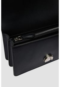 Pinko - PINKO Czarna kopertówka Love One Mini St. Cl Vitello Seta. Kolor: czarny. Materiał: skórzane. Styl: wizytowy, klasyczny, elegancki #4