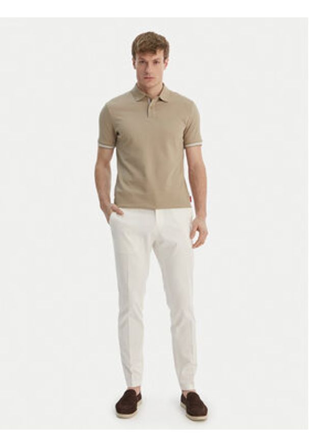 JOOP! Jeans Polo 15 JJJ-17Amare 30046012 Beżowy Modern Fit. Typ kołnierza: polo. Kolor: beżowy. Materiał: bawełna