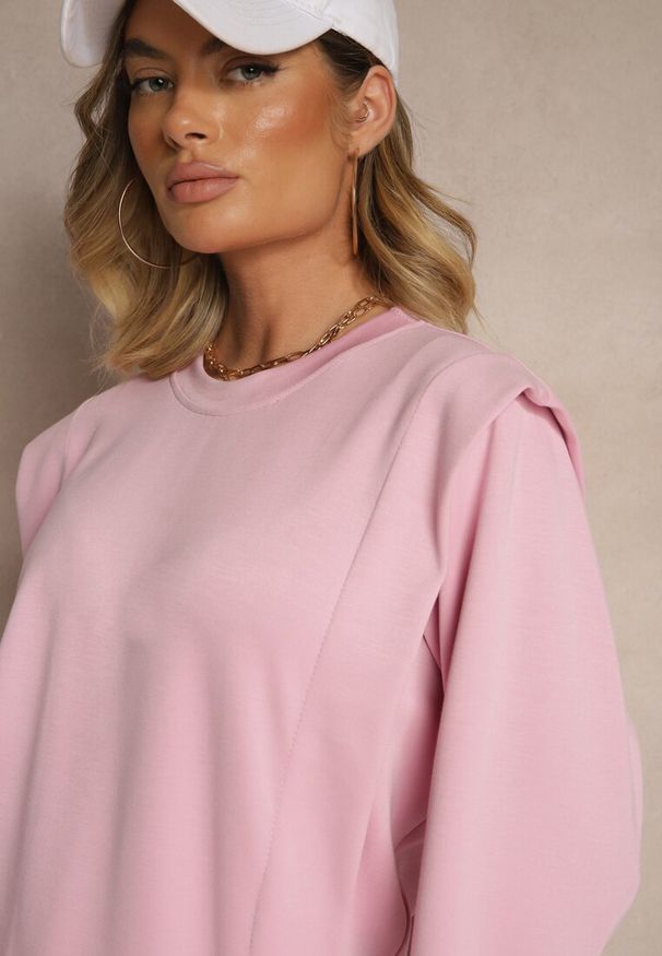 Renee - Różowa Bluza z Wiskozą z Szerokimi Ramionami Alioris. Okazja: na co dzień. Kolor: różowy. Materiał: wiskoza. Styl: elegancki, casual