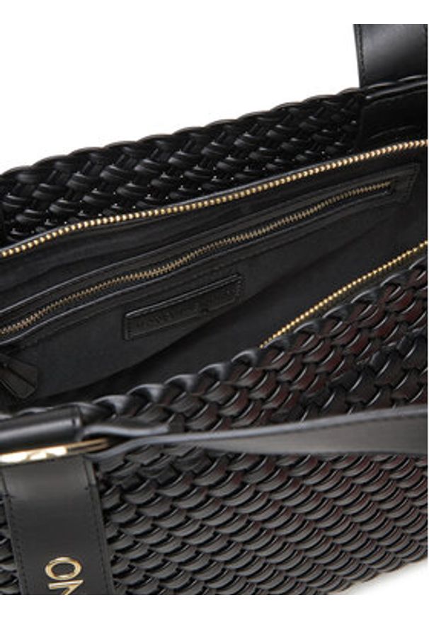VALENTINO - Valentino Torebka Shantel VBS8Y604 Czarny. Kolor: czarny. Materiał: skórzane