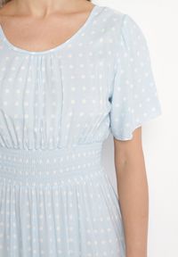 Born2be - Jasnoniebieska Sukienka z Bawełny Rozkloszowana w Kropki Toliennea. Okazja: na co dzień. Kolor: niebieski. Materiał: bawełna. Wzór: kropki. Styl: casual #4