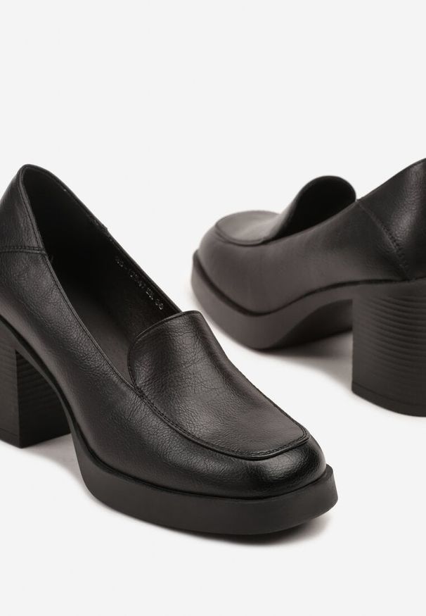 Born2be - Czarne Eleganckie Półbuty Mokasyny na Słupku ze Skórzaną Wkładką Alandria. Okazja: na co dzień. Kolor: czarny. Materiał: skóra. Obcas: na słupku. Styl: elegancki. Wysokość obcasa: średni