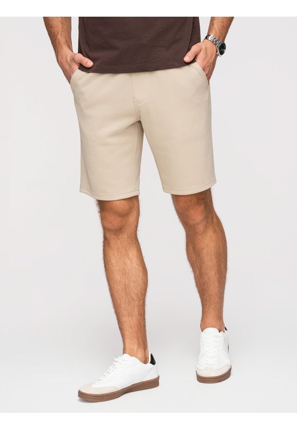 Ombre Clothing - Szorty męskie strukturalne REGULAR FIT - beżowe V1 - Rozmiar: L. Okazja: na co dzień. Kolor: beżowy. Materiał: materiał, poliester, dzianina. Sezon: lato, wiosna. Styl: wakacyjny, casual
