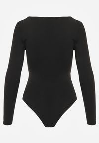 Renee - Czarne Body z Kwadratowym Dekoltem Macotte. Typ kołnierza: dekolt kwadratowy. Kolor: czarny. Materiał: wiskoza, materiał, jeans, skóra. Długość rękawa: długi rękaw. Długość: długie. Styl: elegancki #8