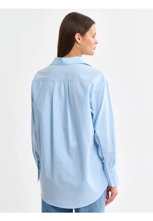 Big-Star - Koszula damska oversize niebieska Lamesa 400. Okazja: na co dzień. Typ kołnierza: kołnierzyk klasyczny. Kolor: niebieski. Materiał: bawełna. Styl: klasyczny, casual