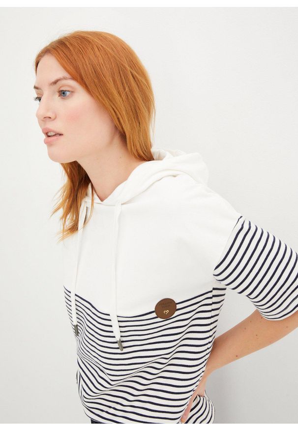 bonprix - Bluza z kapturem. Typ kołnierza: kaptur. Kolor: biały. Długość rękawa: krótki rękaw. Długość: krótkie