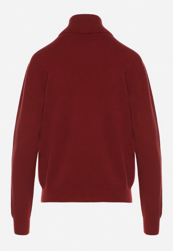 Born2be - Bordowy Klasyczny Golf z Wiskozą i Wełną Salentie. Okazja: na co dzień, do pracy. Typ kołnierza: golf. Kolor: czerwony. Materiał: wełna, wiskoza. Styl: klasyczny